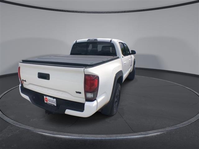 $33000 : PRE-OWNED 2021 TOYOTA TACOMA image 8