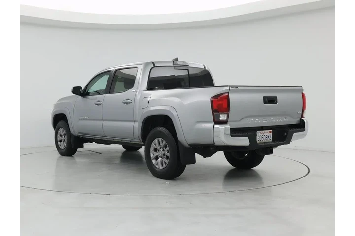 $27998 : Toyota Tacoma 2018 4x2 SR5 V image 2