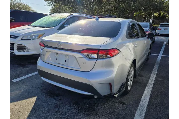 $17491 : Toyota Corolla 2022 LE 4dr S image 10
