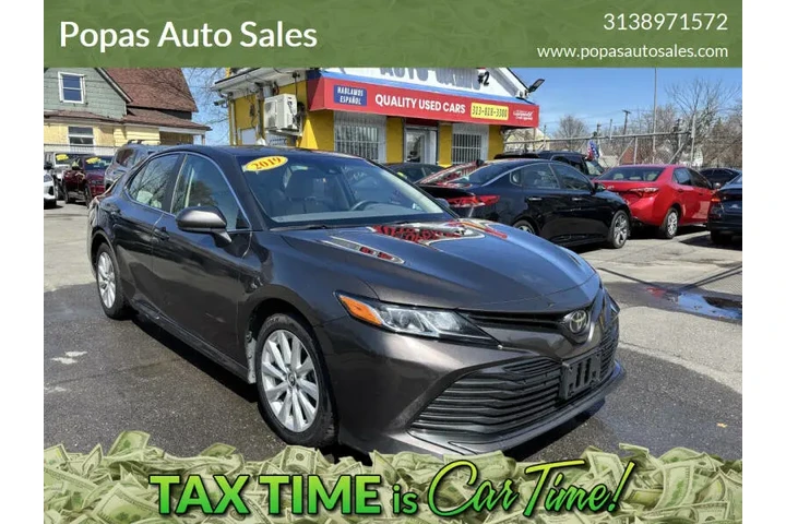 $18995 : 2019 Camry LE image 2
