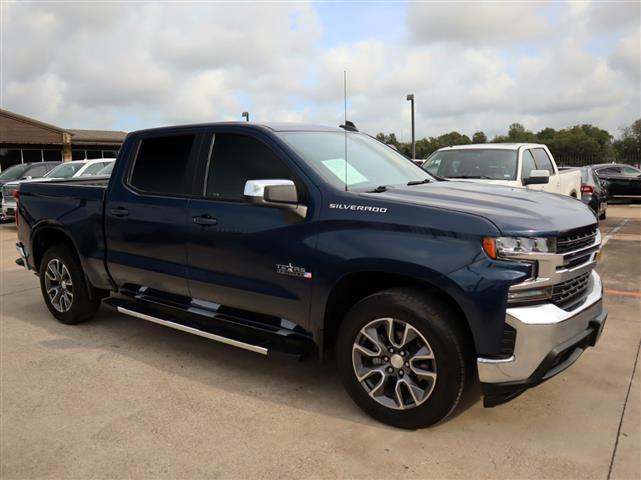 $29995 : 2020 Silverado 1500 LT Crew C image 7