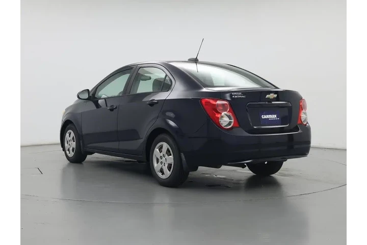$11599 : Chevrolet Sonic 2016 LS Auto image 2
