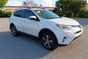 $1500 : Toyota rav4 2017 thumbnail