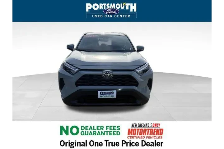 $27995 : Toyota RAV4 2023 AWD XLE 4dr image 9