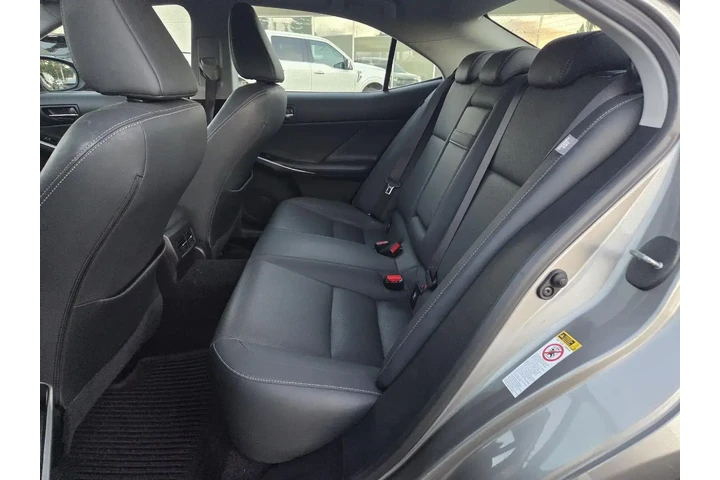 $18950 : Lexus IS 250 2014 4dr Sedan image 6