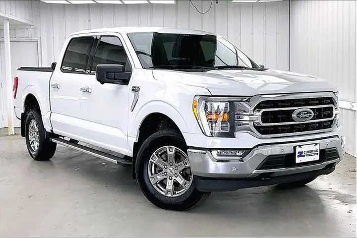 $34290 : Ford F-150 2022 4x4 XLT 4dr image 1