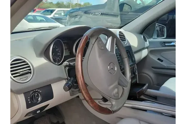 $7490 : Mercedes-Benz M-Class 2011 M image 8