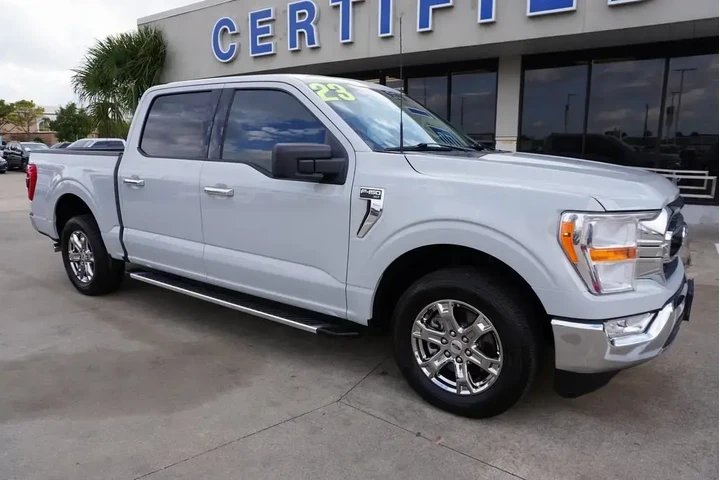 $34988 : Ford F-150 2023 4x2 XLT 4dr image 1