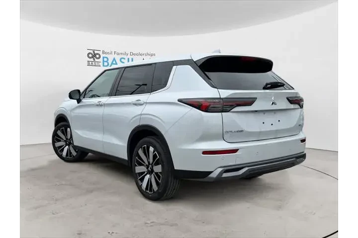 $36499 : Mitsubishi Outlander 2025 AW image 5