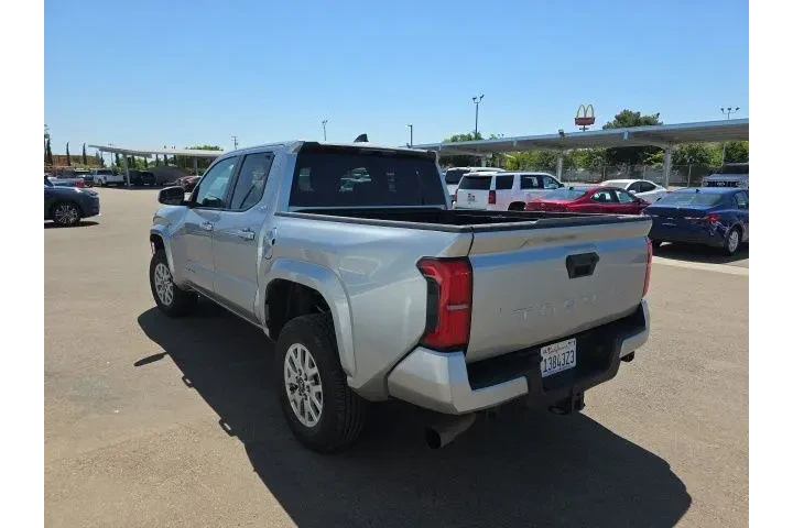 $34900 : Toyota Tacoma 2024 4x2 SR5 4 image 4