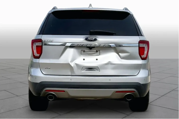 $12865 : Ford Explorer 2017 XLT 4dr S image 5