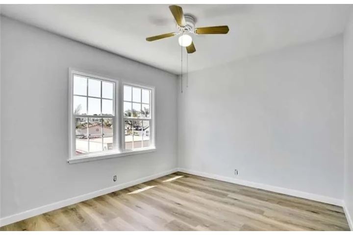 $2295 : Apartamento de renta image 8