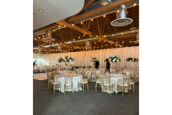 KARIZMA EVENTS- SALÓN CATALINA image 1