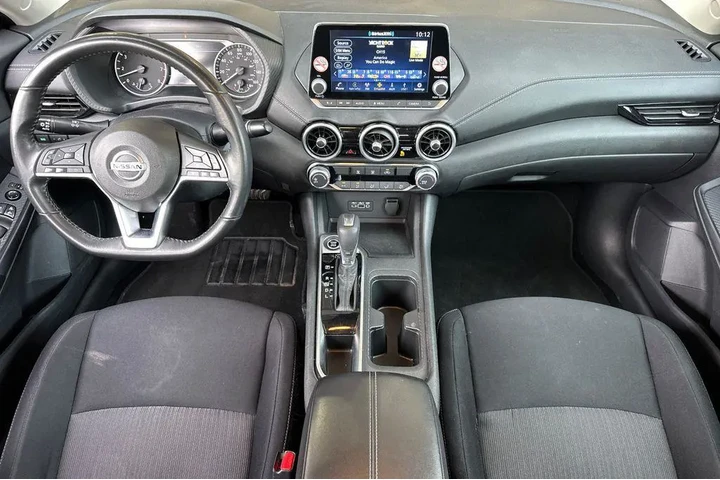 $16646 : Nissan Sentra 2023 SV 4dr Se image 5