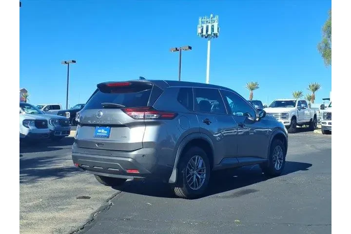 $19059 : Nissan Rogue 2021 AWD S 4dr image 6