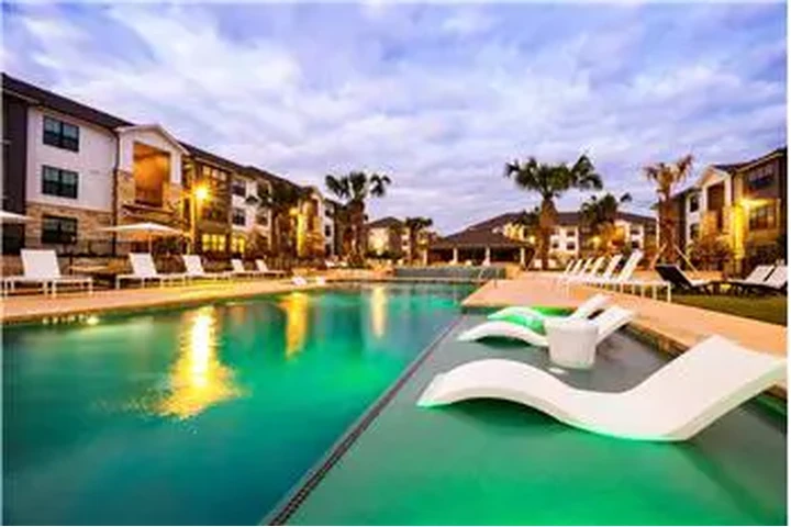 $1650 : Rental property with 2 bedro image 1