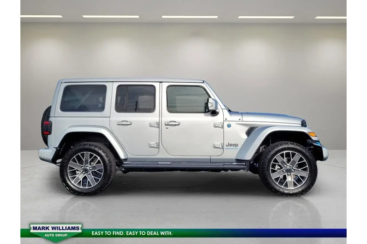 $40000 : Jeep Wrangler 2024 4x4 High image 2