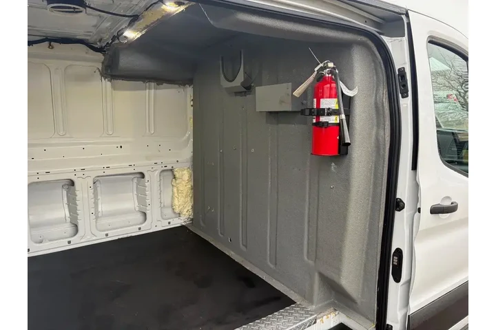 $32546 : Ford Transit 2023 250 3dr LW image 10