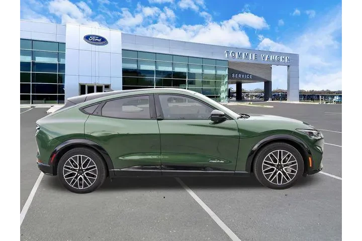 $36495 : Ford Mustang Mach-E 2024 AWD image 5