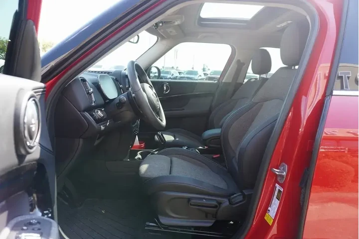 $32988 : MINI Countryman 2024 Cooper image 7