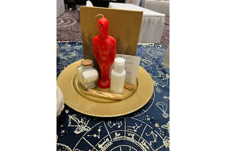 Psychic Healer Helena image 4