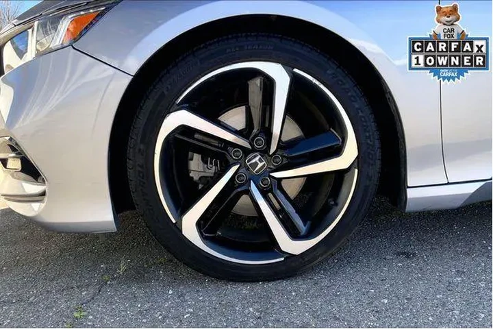 $29985 : Honda Accord 2020 Sport 4dr image 9