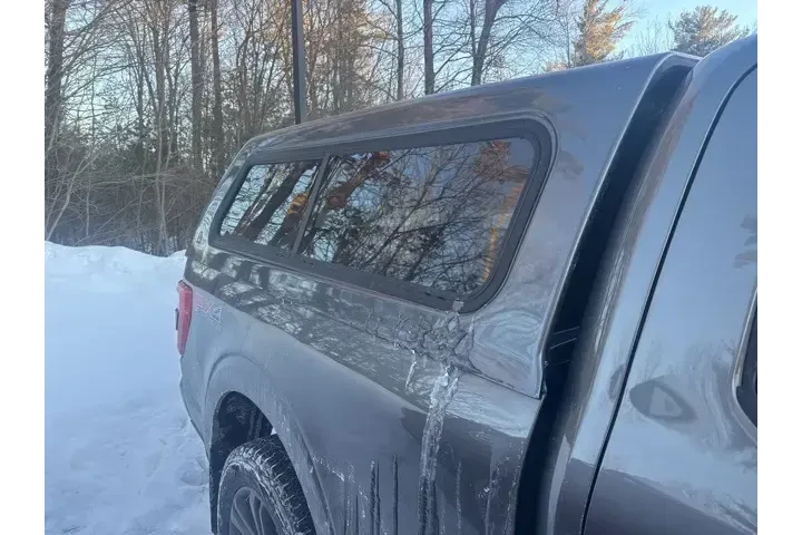 $33697 : Ford F-150 2021 4x4 Lariat 4 image 7