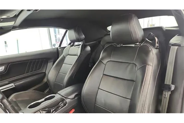 $19989 : Ford Mustang 2021 EcoBoost P image 9