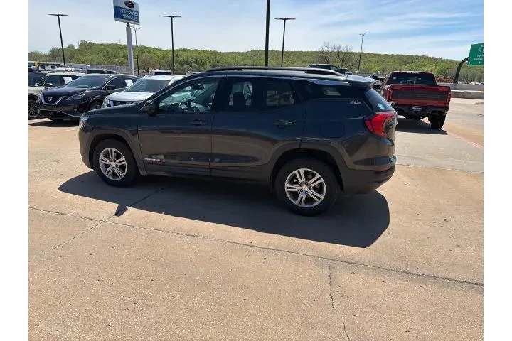 $12995 : GMC Terrain 2018 4x4 SLE 4dr image 5