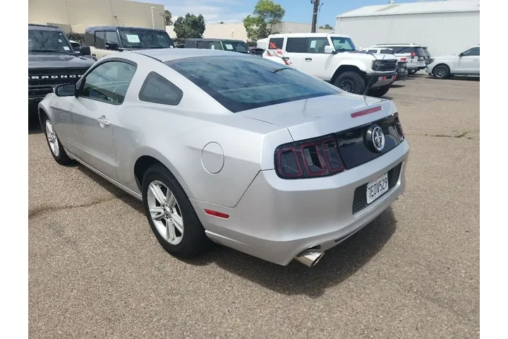 $14371 : Ford Mustang 2014 V6 2dr Fas image 10