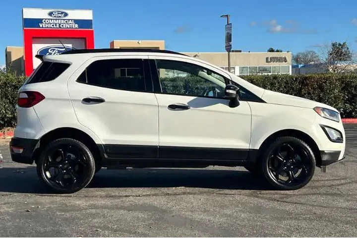 $13665 : Ford EcoSport 2021 AWD SES 4 image 8