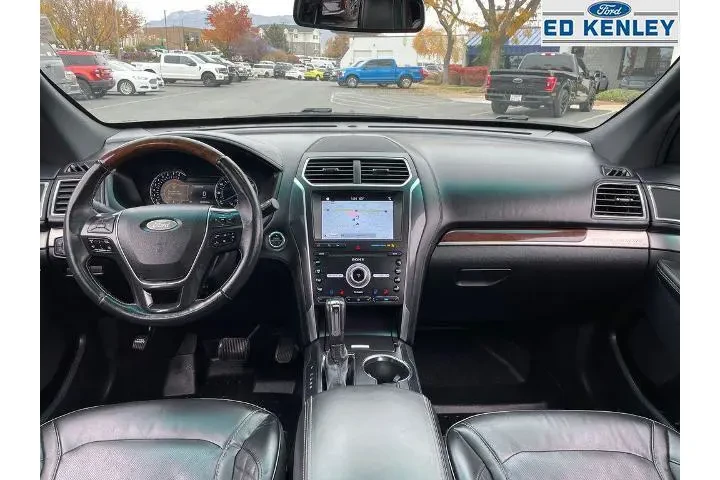 $23995 : Ford Explorer 2019 AWD Plati image 10