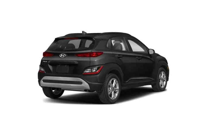 $21990 : Hyundai KONA 2023 AWD SEL 4d image 2