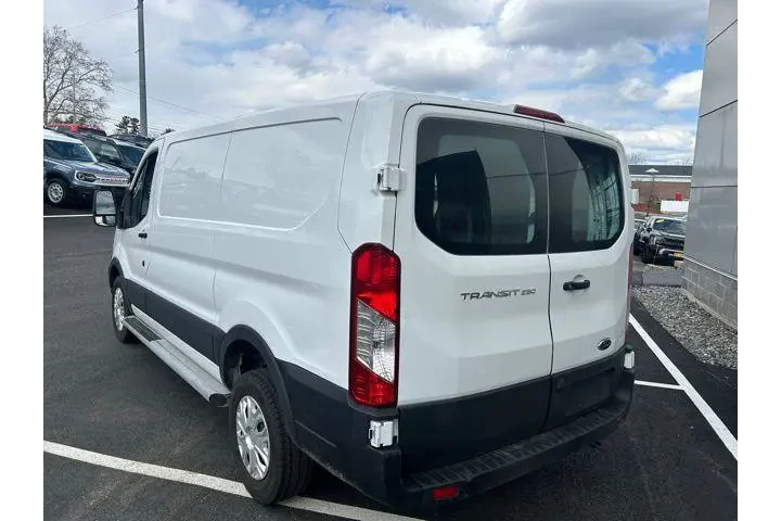 $32995 : Ford Transit 2024 250 3dr LW image 4