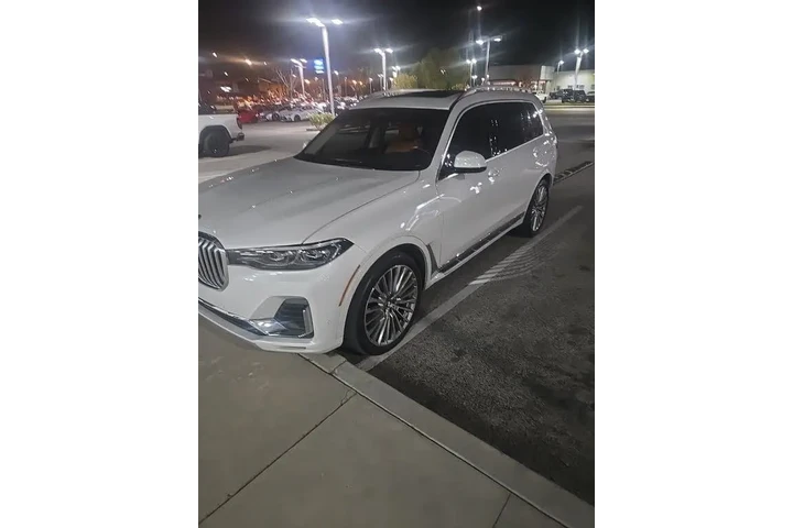 $39914 : BMW X7 2022 AWD xDrive40i 4d image 1