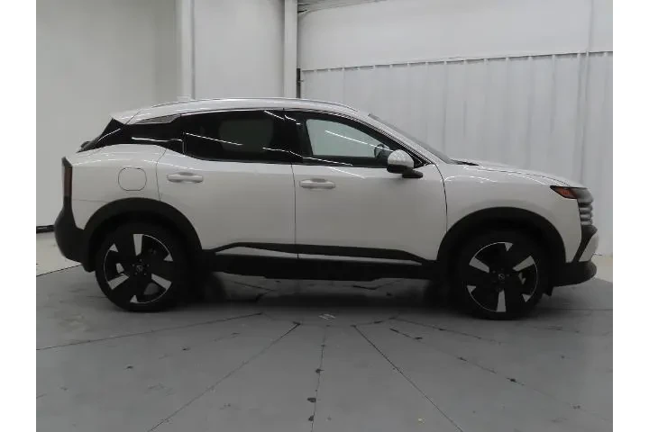 $23995 : Nissan Kicks 2025 AWD SR 4dr image 2