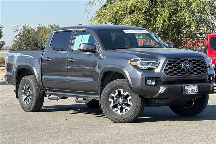 $39800 : Tacoma TRD Off-Road image 2