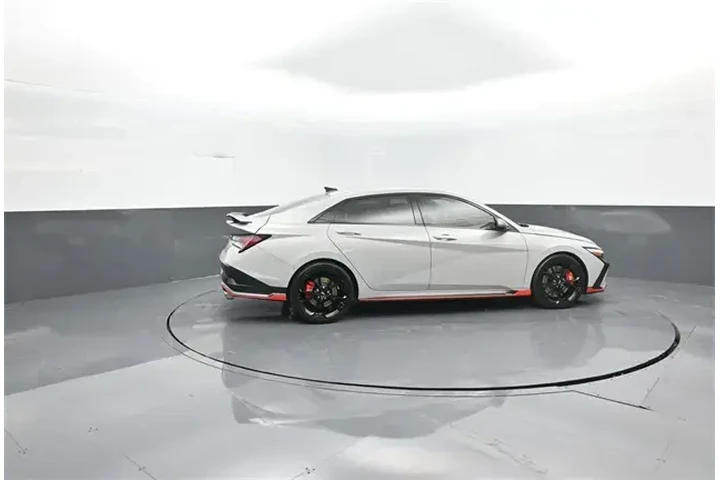 $30970 : Hyundai ELANTRA N 2025 4dr S image 8