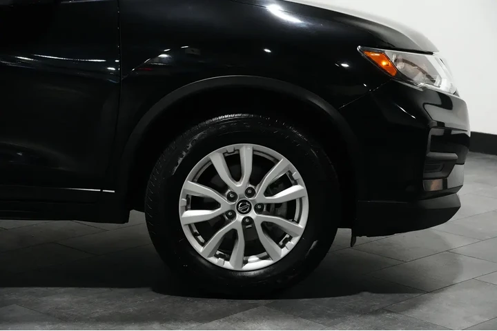 $16306 : 2020 Rogue image 5