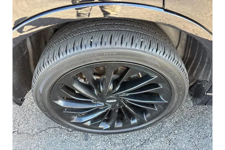 $29985 : Lincoln Aviator 2021 AWD Res image 10