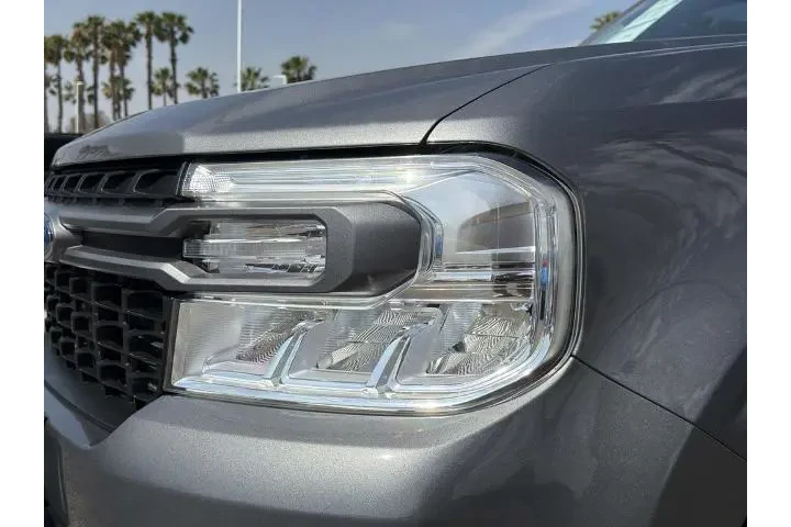 $27800 : Ford Maverick 2023 AWD XL 4d image 8