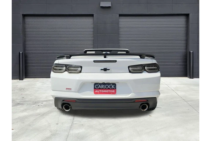 $32490 : Chevrolet Camaro 2023 LT 2dr image 4