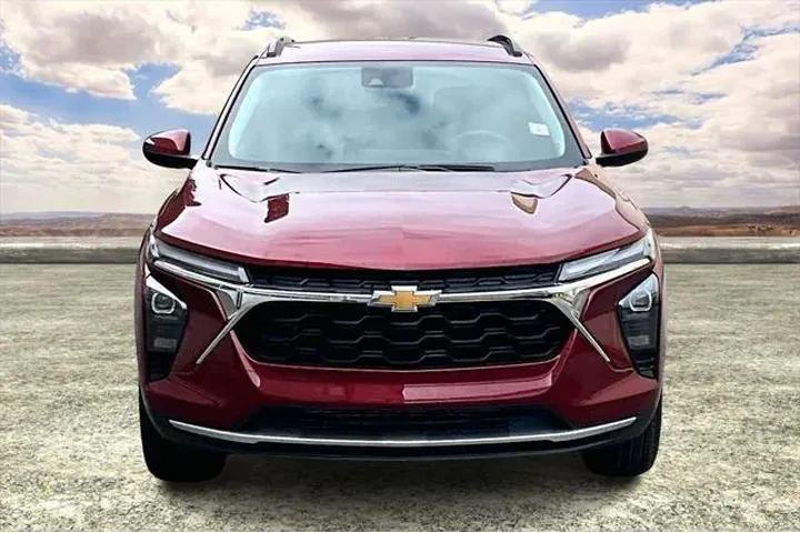 $21991 : Chevrolet Trax 2025 LT 4dr C image 2