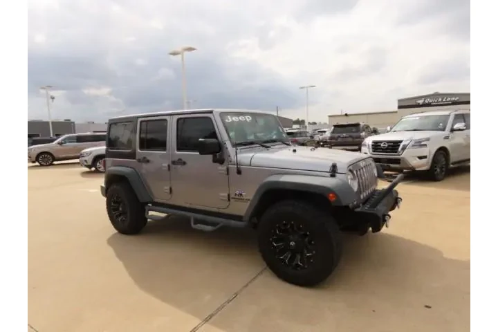 $17911 : Jeep Wrangler Unlimited 2017 image 6