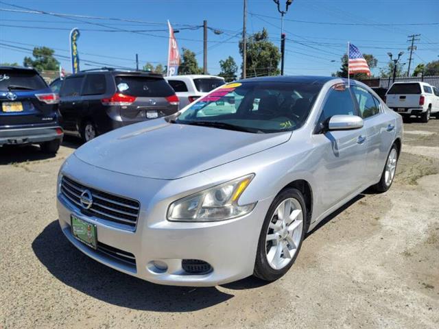 $10599 : 2009 Maxima 3.5 SV image 4