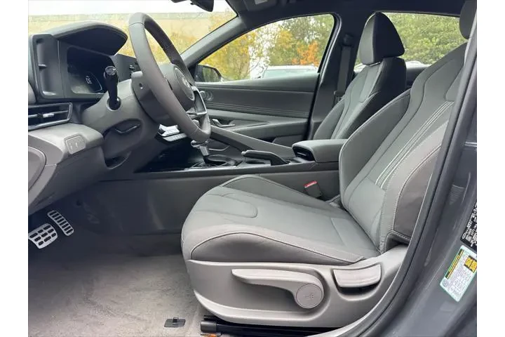 $23023 : Hyundai ELANTRA 2026 SEL Spo image 9