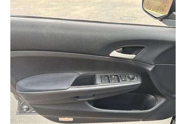 $13489 : 2011 Accord Sdn LX image 6