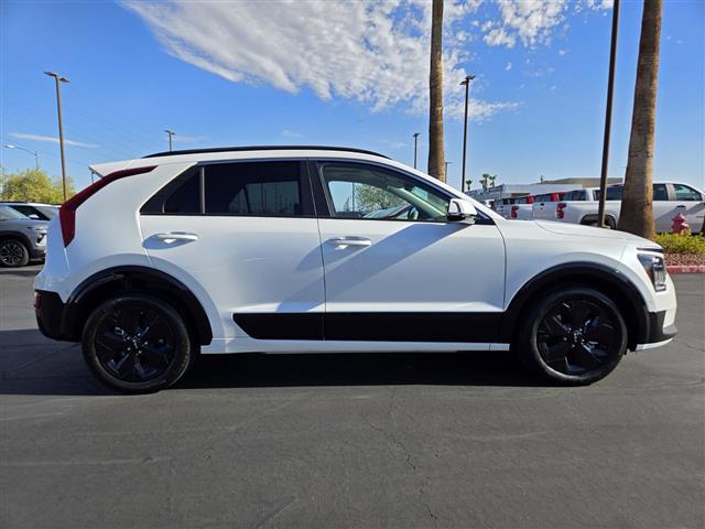 $28991 : Pre-Owned 2023 Niro EV Wave image 7