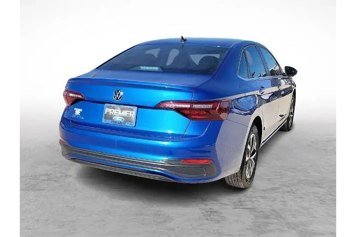 $16399 : Volkswagen Jetta 2023 S 4dr image 10