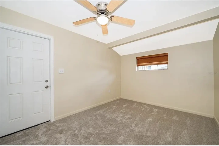 $1700 : Esta casa de 2 dormitorios y image 4